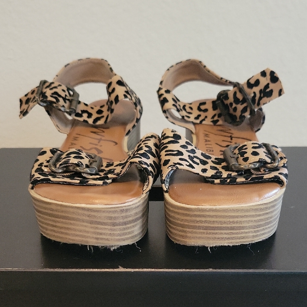 Size 6.5 Cheetah Print Blowfish Platform Wedges